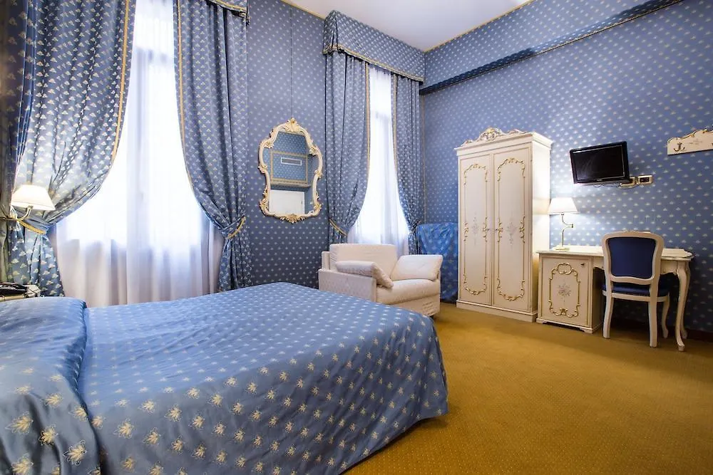 ***  Hotel Torino Venice Italy