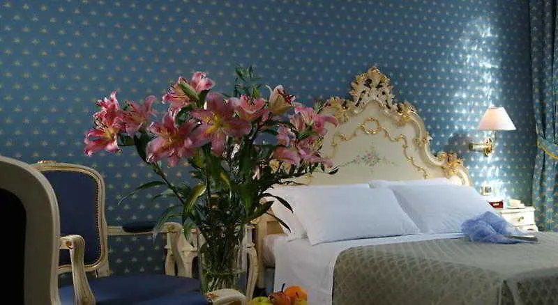 Hotel Torino Venice 3*,